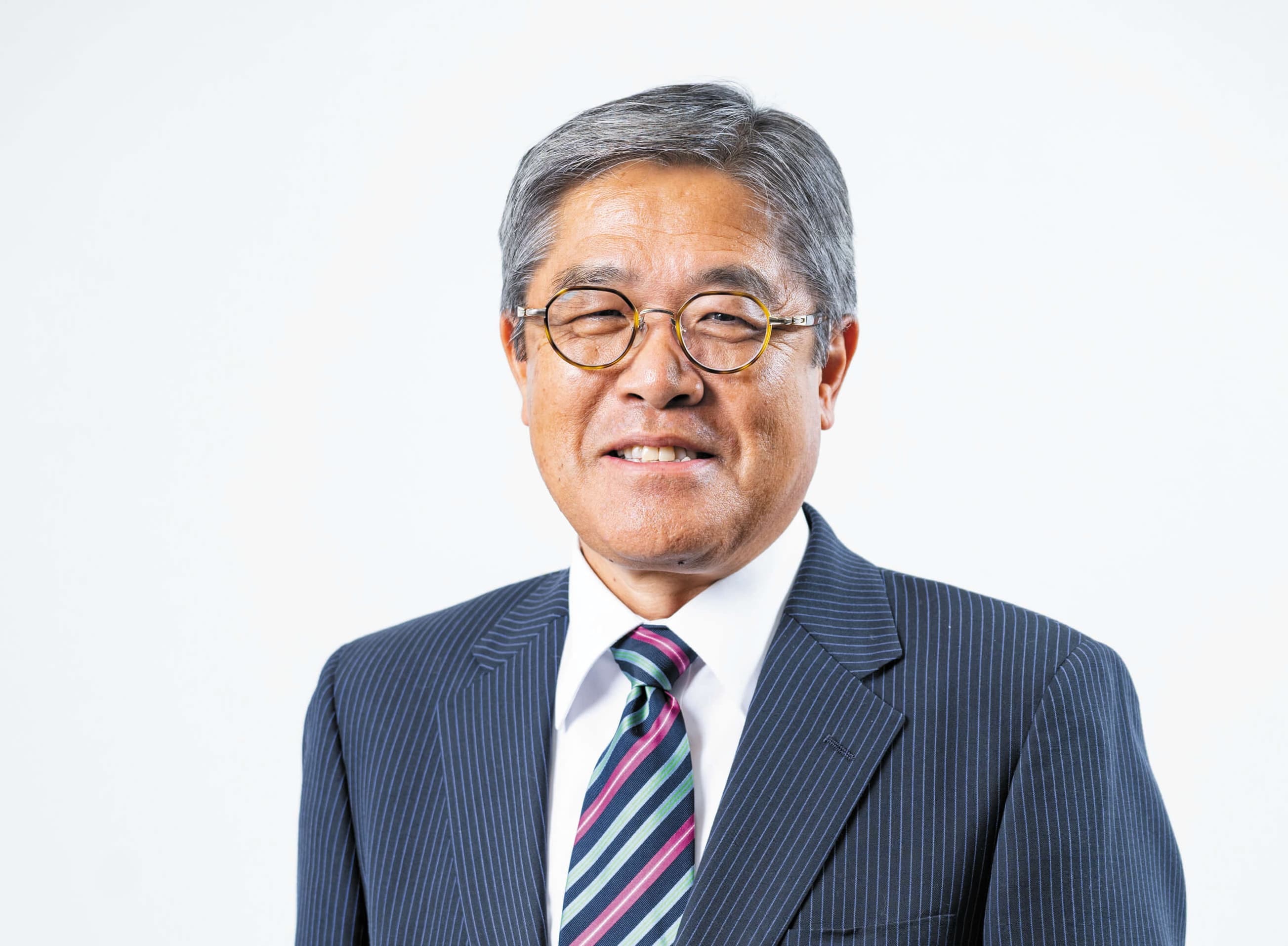 Michio Iwabuchi Headshot
